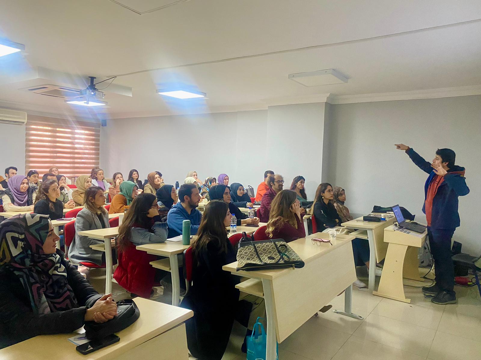 Aynı Gökyüzü Altında